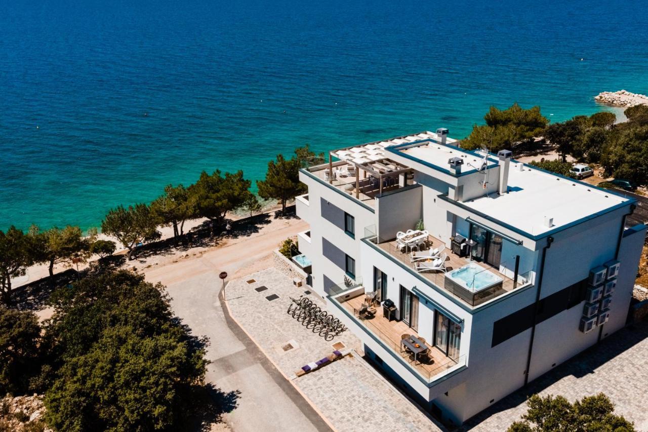 מאנדרה Villa Natura Luxury Apartments מראה חיצוני תמונה