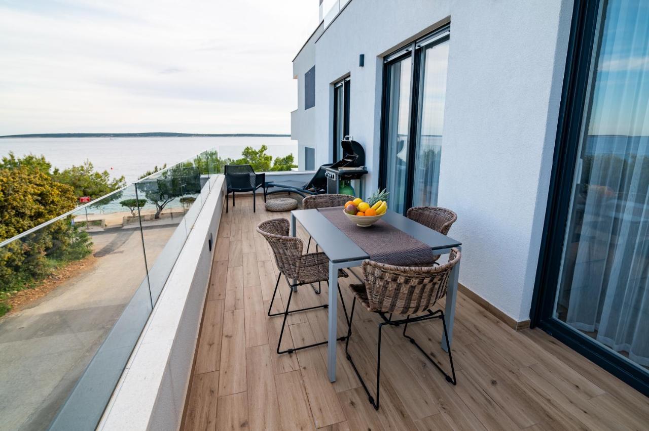 מאנדרה Villa Natura Luxury Apartments מראה חיצוני תמונה